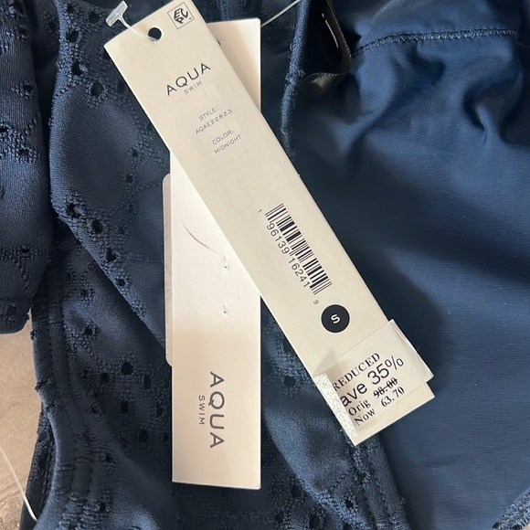 Bloomingdale’s Aqua One Shoulder Side Cutout One Piece Swimsuit, Size S NWT - Picture 6 of 7